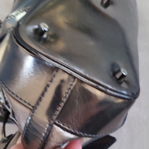 Burberry Black and Brown Shoulder Bag - Picture 8 of 16